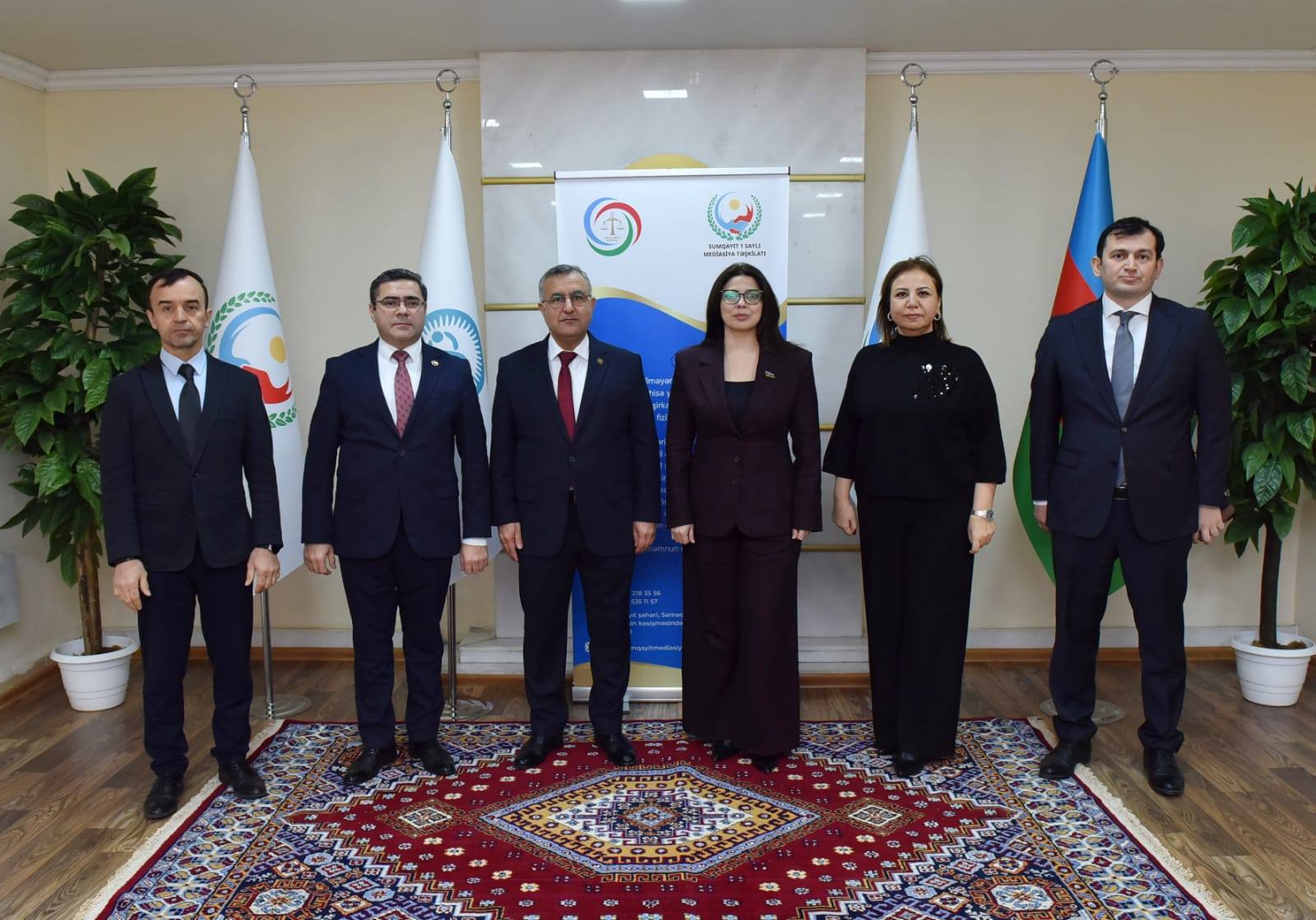 Milli Məclisin deputatı Səbinə Salmanova Sumqayıt 1 saylı mediasiya təşkilatının fəaliyyəti ilə tanış olub